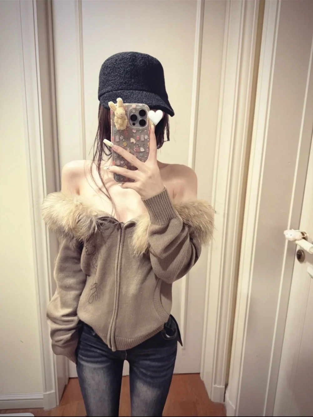 Faux Fur Trim Brown Off-Shoulder Sweater Set - Picture 8 of 8